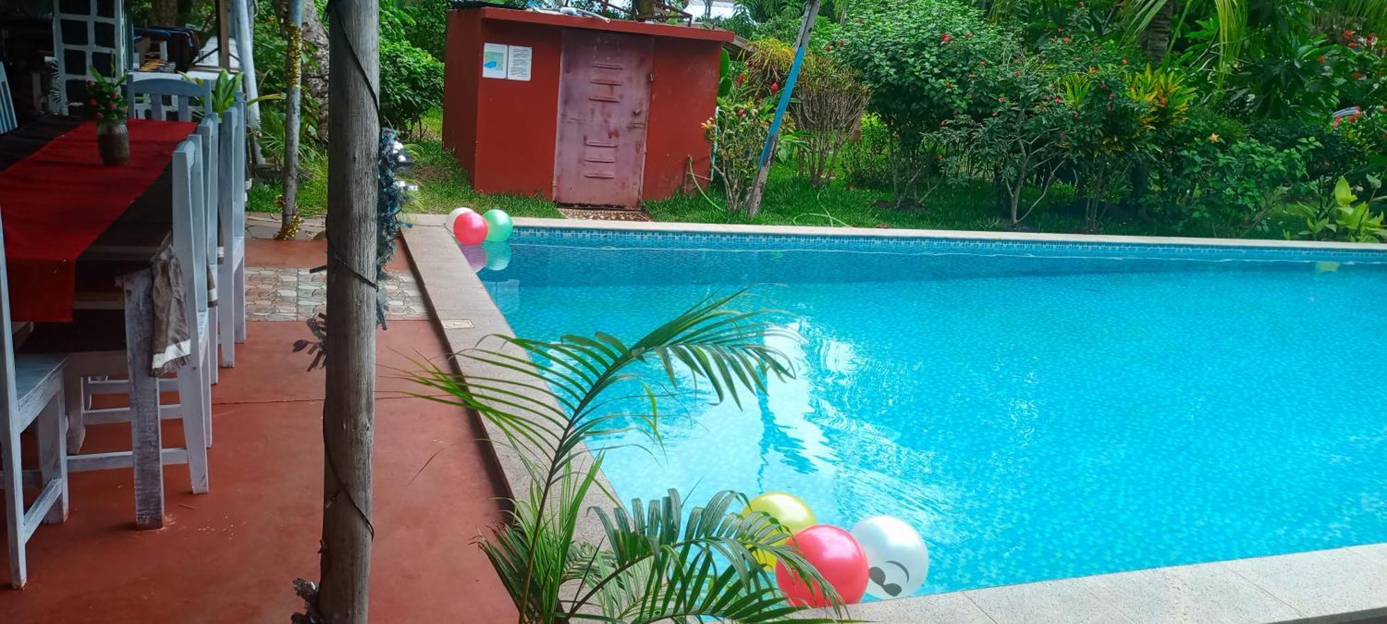 Готель Piscine Bimoko Нозі Бе Екстер'єр фото