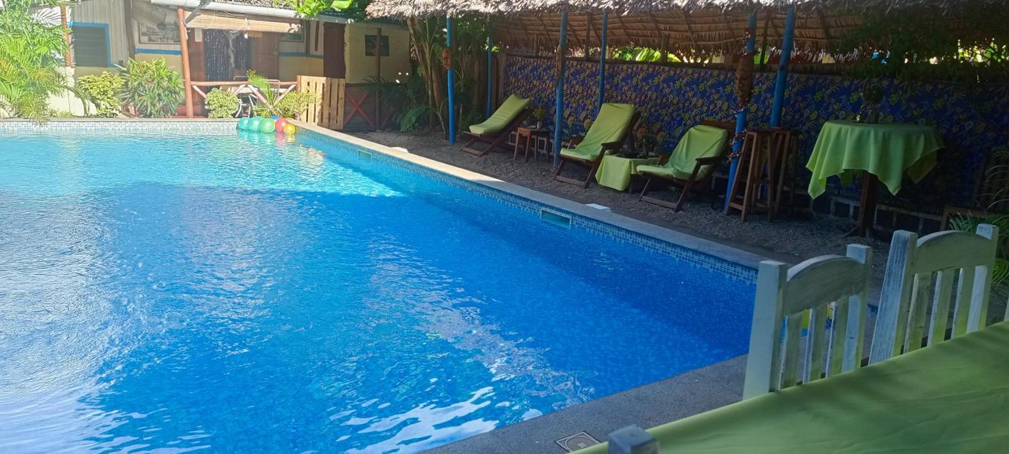 Готель Piscine Bimoko Нозі Бе Екстер'єр фото